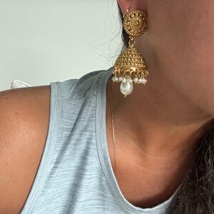 Beautiful earrings (Indian style)